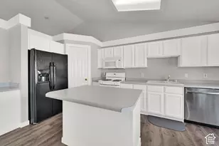 2122 W 1345 N, Layton, UT 84041 - Photo 5