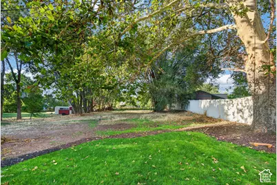 147 Center St, Clearfield, UT 84015 - Photo 9