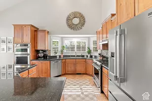 1541 W 975 S, Layton, UT 84041 - Photo 9