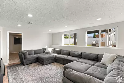 1541 W 975 S, Layton, UT 84041 - Photo 35