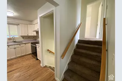 2989 S Rae St W, West Valley, UT 84120 - Photo 9