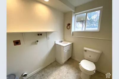 2989 S Rae St W, West Valley, UT 84120 - Photo 23