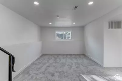 589 N Sir Patrick Dr W, Salt Lake City, UT 84116 - Photo 13