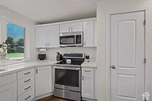 4284 S Vallejo Dr E, Holladay, UT 84117 - Photo 7