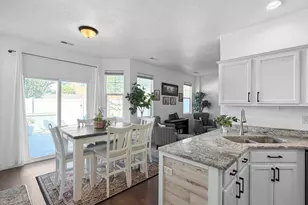 13498 S Leaf Wing Ln, Riverton, UT 84096 - Photo 21