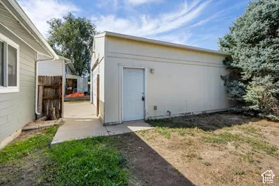 4024 W 6200 S, Kearns, UT 84118 - Photo 25