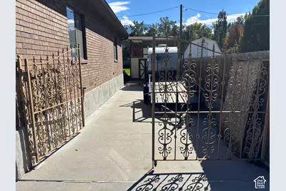 7555 S Michelle Way, Cottonwood Heights, UT 84093 - Photo 39