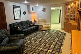 7555 S Michelle Way, Cottonwood Heights, UT 84093 - Photo 27