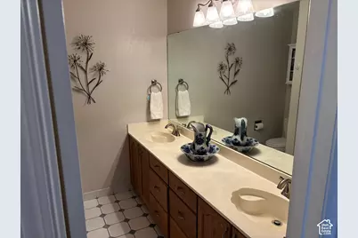 7555 S Michelle Way, Cottonwood Heights, UT 84093 - Photo 15