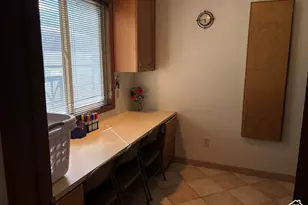 7555 S Michelle Way, Cottonwood Heights, UT 84093 - Photo 13
