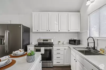 4115 S Eastern Park Ln, West Valley, UT 84119 - Photo 13