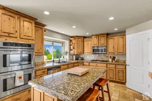 1062 E 1150 N, Pleasant Grove, UT 84062 - Photo 15
