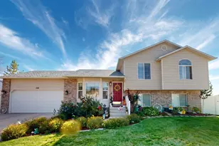 288 E 1375 N, Layton, UT 84041 - Photo 1