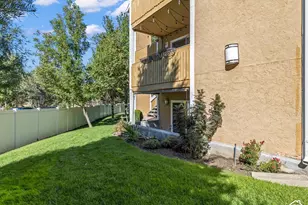 1276 E Rdg Mdw Ln, Cottonwood Heights, UT 84047 - Photo 19