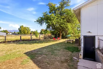 2816 W 1750 N, Clinton, UT 84015 - Photo 25