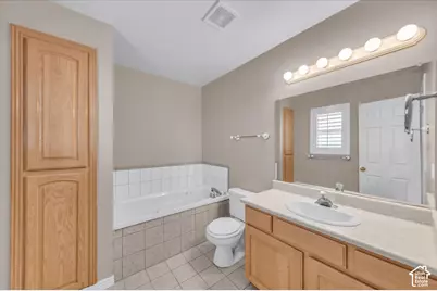 1106 W 2700 S, Syracuse, UT 84075 - Photo 17