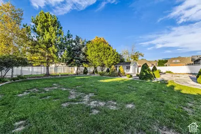 1106 W 2700 S, Syracuse, UT 84075 - Photo 11