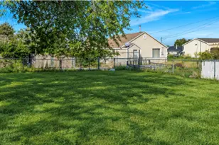 245 N 4th St, Tooele, UT 84074 - Photo 5