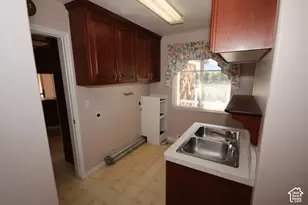 1140 Windsor Dr, River Heights, UT 84321 - Photo 13