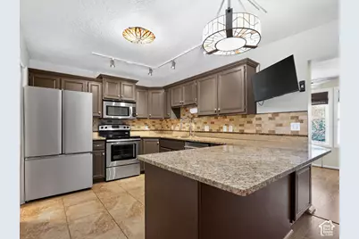 1662 E 1450 S #22E, Ogden, UT 84404 - Photo 5