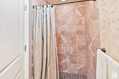 669 W Ogden Dr, Richfield, UT 84701 - Photo 11