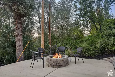 3571 E 3100 S, Salt Lake City, UT 84121 - Photo 5