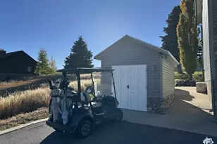 2565 S Country Club Dr W, Garden City, UT 84028 - Photo 11