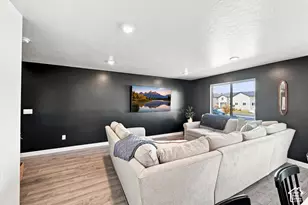 898 E Lubber Ln, Saratoga Springs, UT 84045 - Photo 7