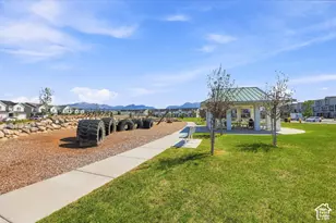 898 E Lubber Ln, Saratoga Springs, UT 84045 - Photo 25