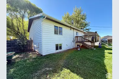 240 W 350 N, Vernal, UT 84078 - Photo 25