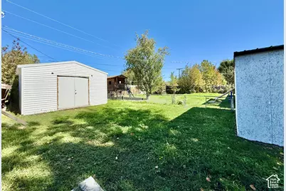 240 W 350 N, Vernal, UT 84078 - Photo 29