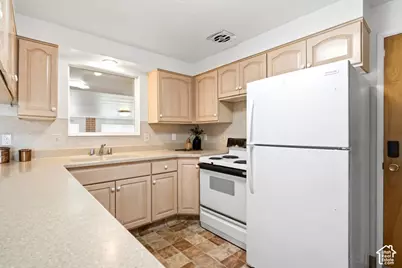 1217 E 1100 S, Clearfield, UT 84015 - Photo 9