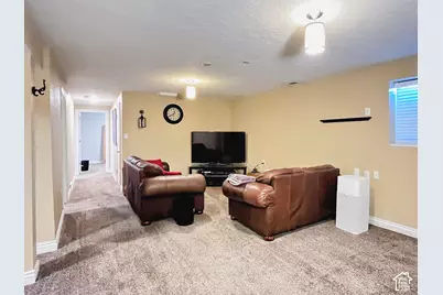 10564 S Weeping Willow Dr, Sandy, UT 84092 - Photo 27