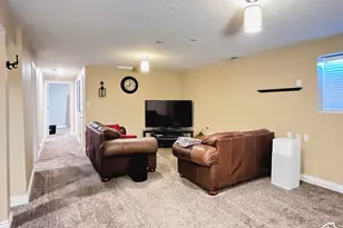 10564 S Weeping Willow Dr, Sandy, UT 84092 - Photo 27