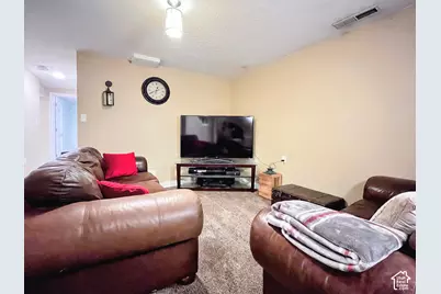 10564 S Weeping Willow Dr, Sandy, UT 84092 - Photo 23