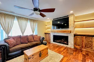 10564 S Weeping Willow Dr, Sandy, UT 84092 - Photo 7