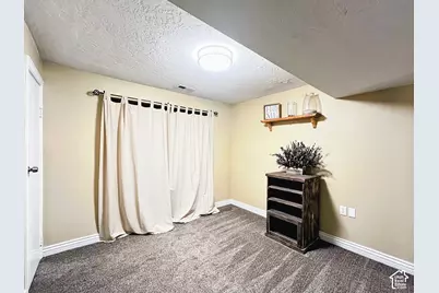 10564 S Weeping Willow Dr, Sandy, UT 84092 - Photo 25