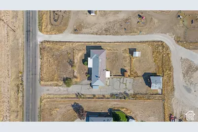 2098 N Droubay Rd, Tooele, UT 84074 - Photo 29