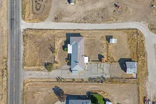 2098 N Droubay Rd, Tooele, UT 84074 - Photo 29