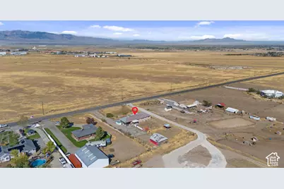 2098 N Droubay Rd, Tooele, UT 84074 - Photo 33