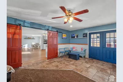2098 N Droubay Rd, Tooele, UT 84074 - Photo 7
