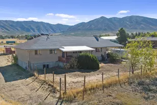 2098 N Droubay Rd, Tooele, UT 84074 - Photo 25