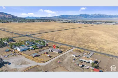 2098 N Droubay Rd, Tooele, UT 84074 - Photo 35