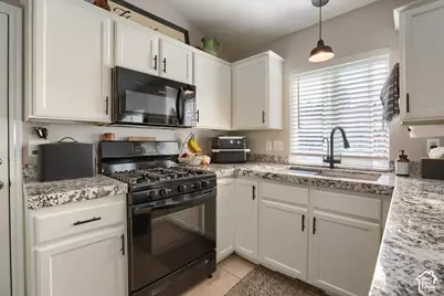29 E Redwing Ct N, Saratoga Springs, UT 84045 - Photo 11