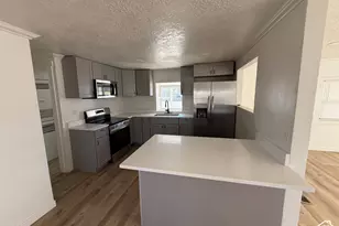 684 W Fleetwood Dr S, Tooele, UT 84074 - Photo 3