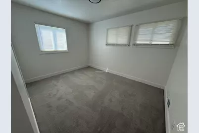 5058 S 550 W, Washington Terrace, UT 84405 - Photo 7