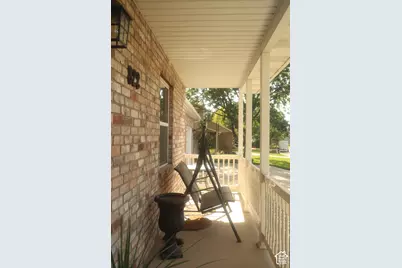 822 E Skylark Dr, Spanish Fork, UT 84660 - Photo 3