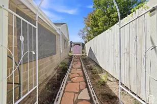 7551 S 2230 W, West Jordan, UT 84084 - Photo 27