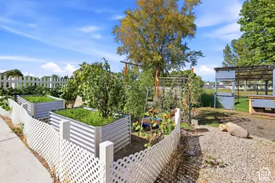 7551 S 2230 W, West Jordan, UT 84084 - Photo 33