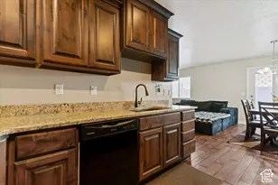 1809 E Whitetail Dr, Layton, UT 84040 - Photo 11